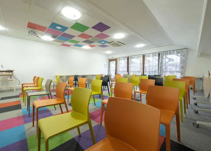 Ibis Styles 자르부르